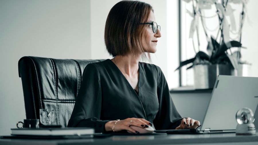 The Resume That Gets Read: Structure, Specificity, and What to Leave Out