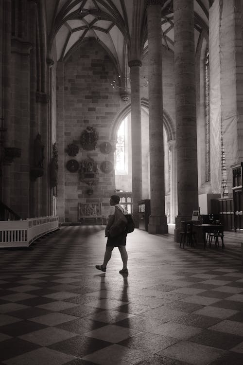 Základová fotografie zdarma na téma chůze, církev, katedrála