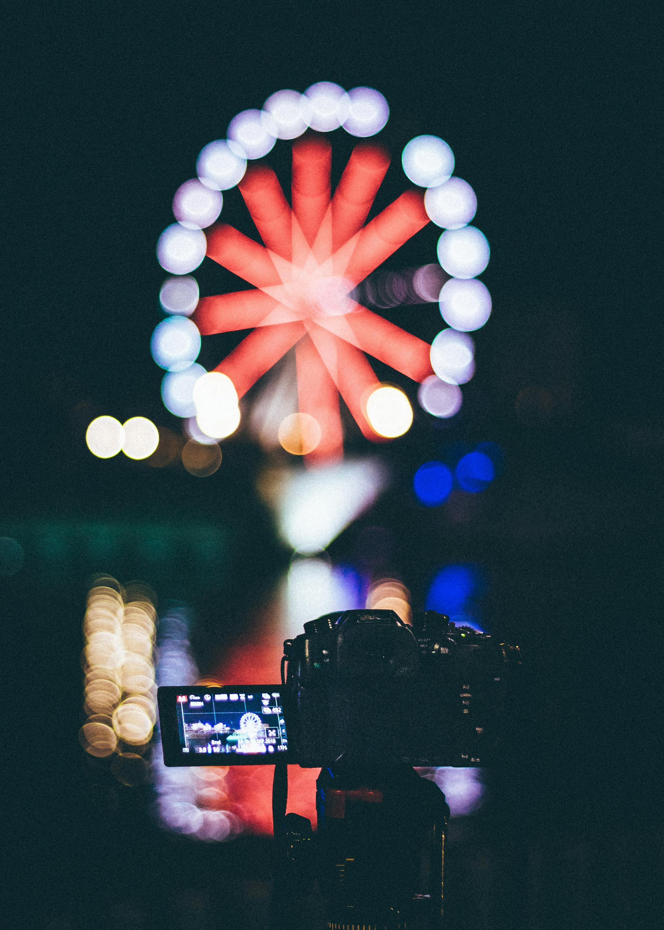 Selective Focus Photography Of Dslr Camera · Free Stock Photo