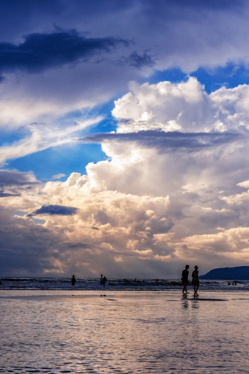 Kostenloses Stock Foto zu dramatischer himmel, horizont, küste