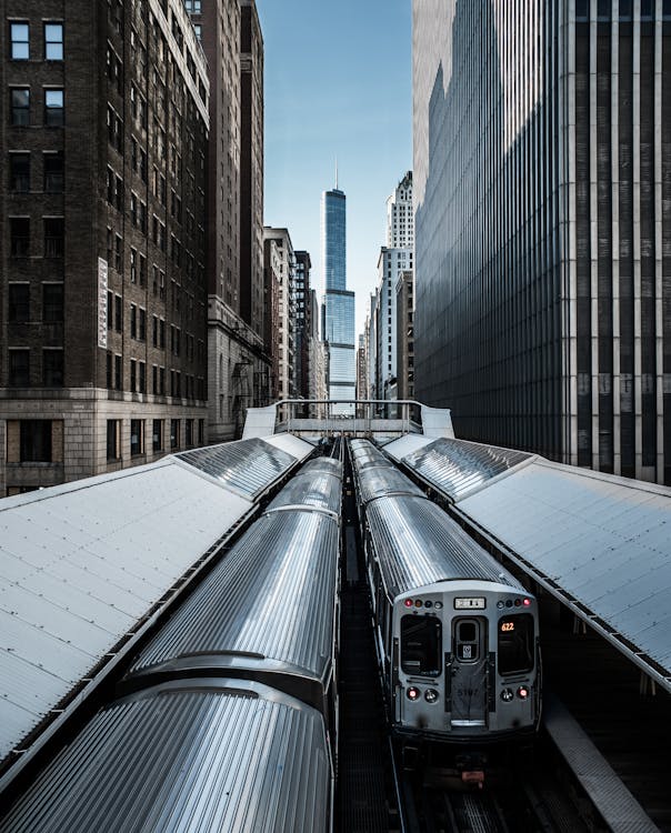 10,000+ Best Chicago Train Photos · 100% Free Download · Pexels Stock ...