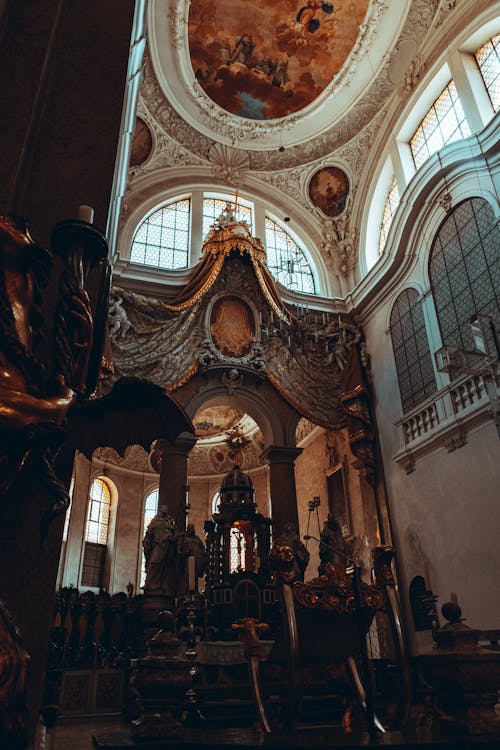Foto profissional grátis de Alemanha, arquitetura barroca, basílica de são magno