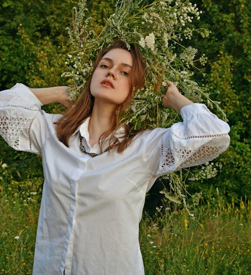 Бесплатное стоковое фото с блузка, венки, венок