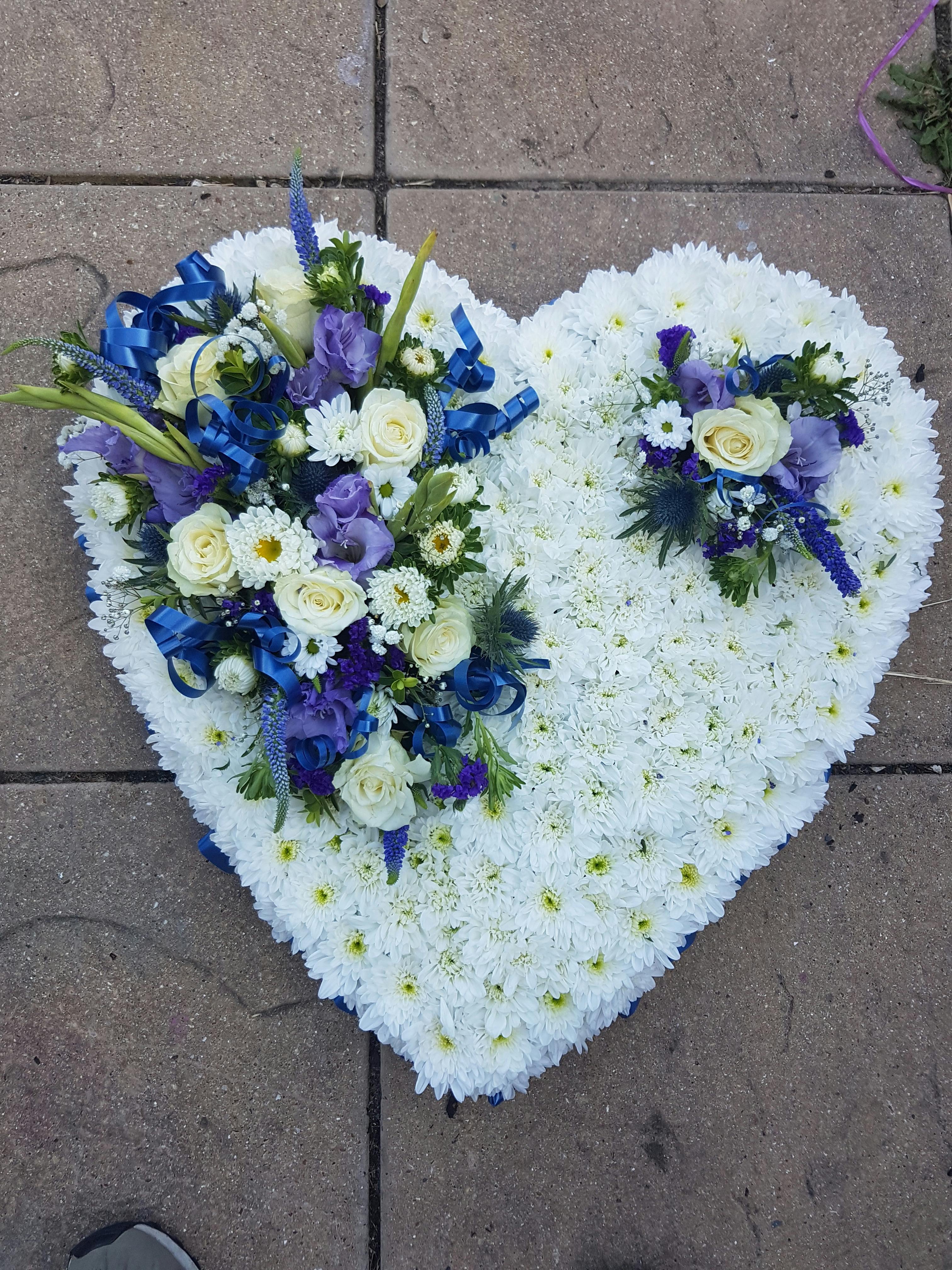 Free stock photo of Flowers funeral