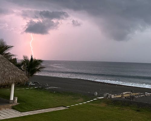 Foto profissional grátis de guatemala, oceano pacífico, praia de waikiki