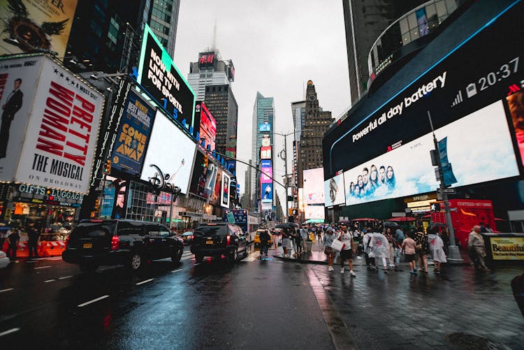 People At Times Square, New York