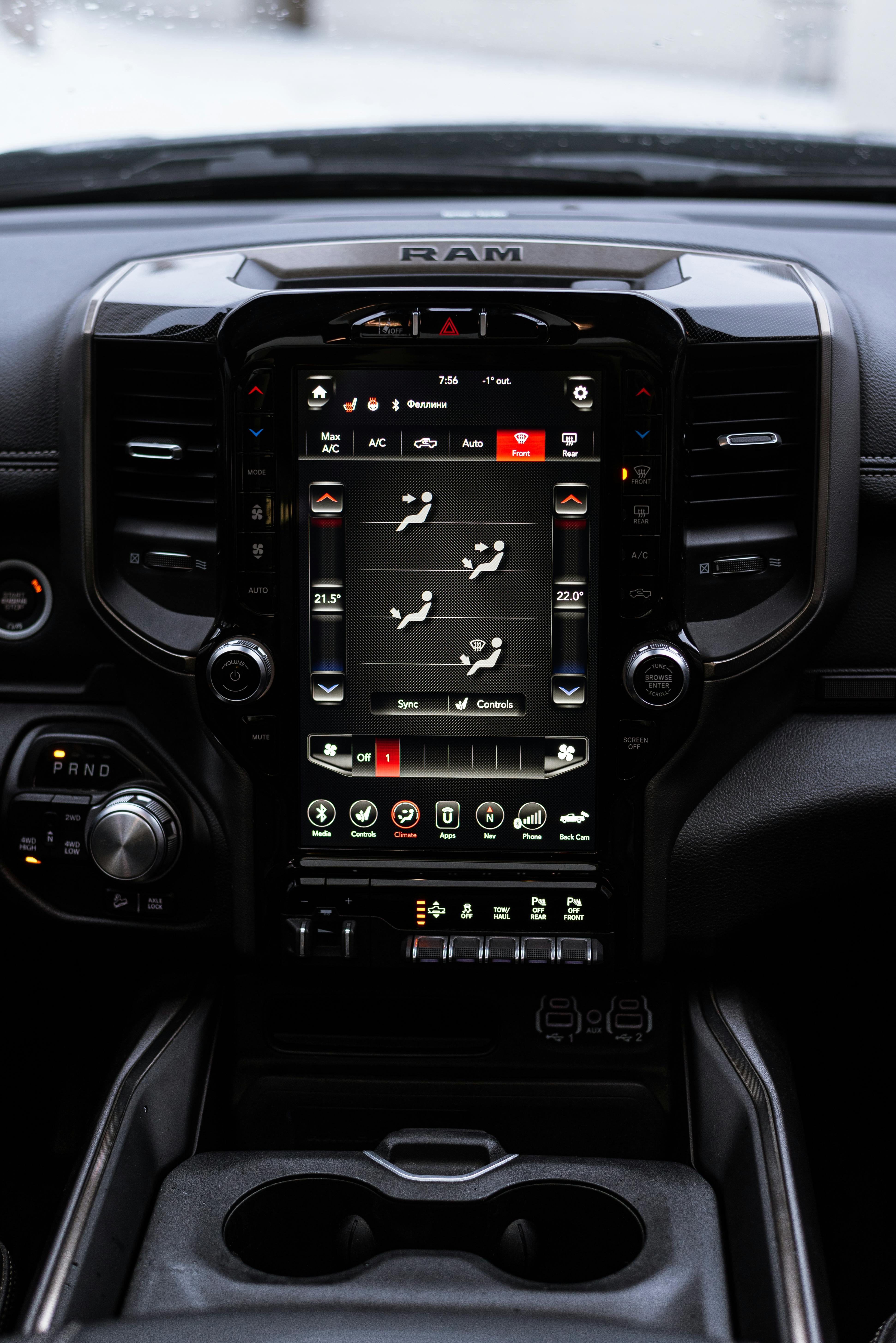 Steering Wheel and Dashboard in Dodge RAM 1500 Rebel · Free Stock Photo