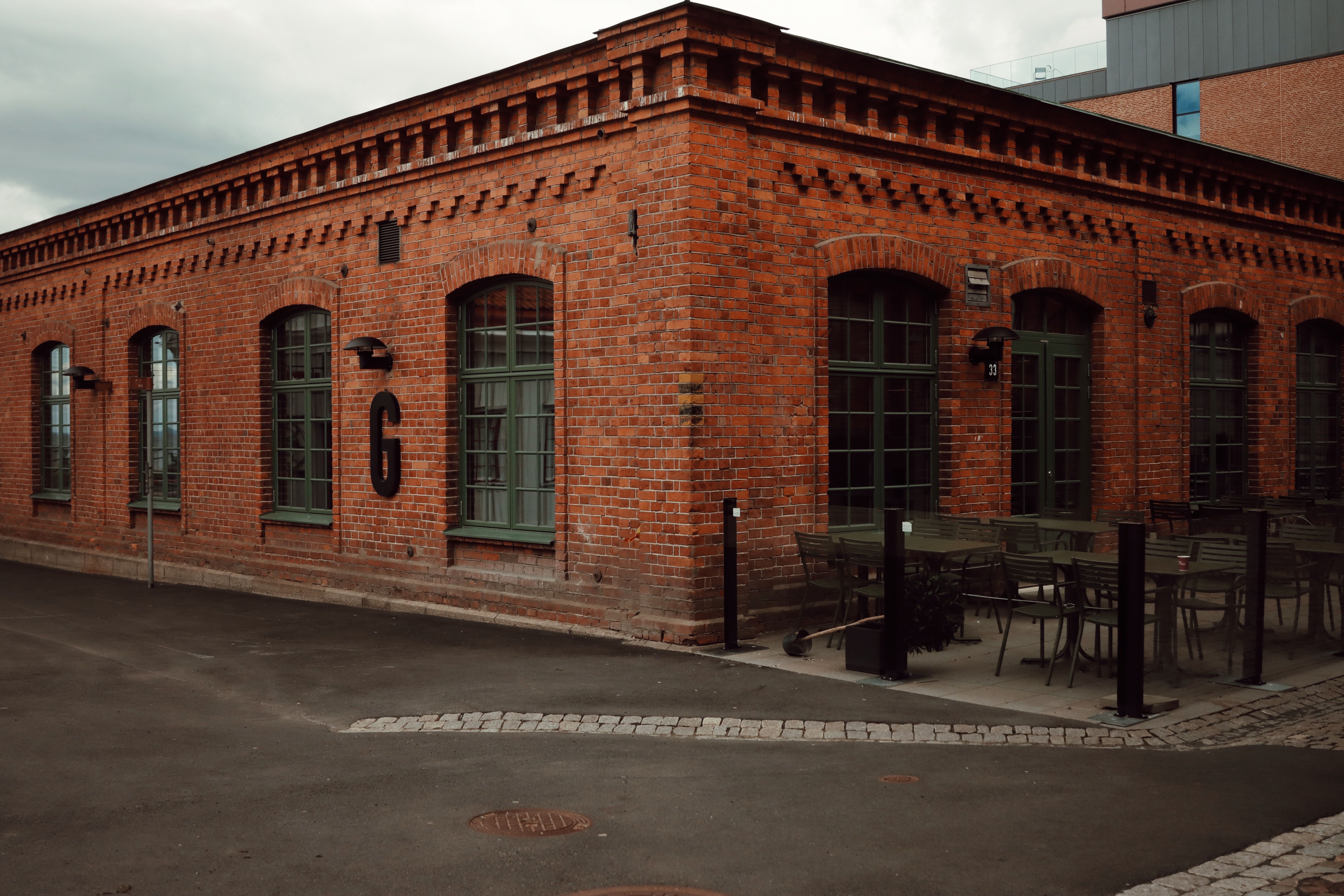 general entertainment authority location — Photo by Efrem  Efre on Pexels
