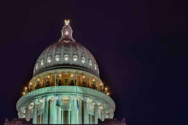 An illuminated capitol dome against a night sky, photo by Brett Sayles on Pexels