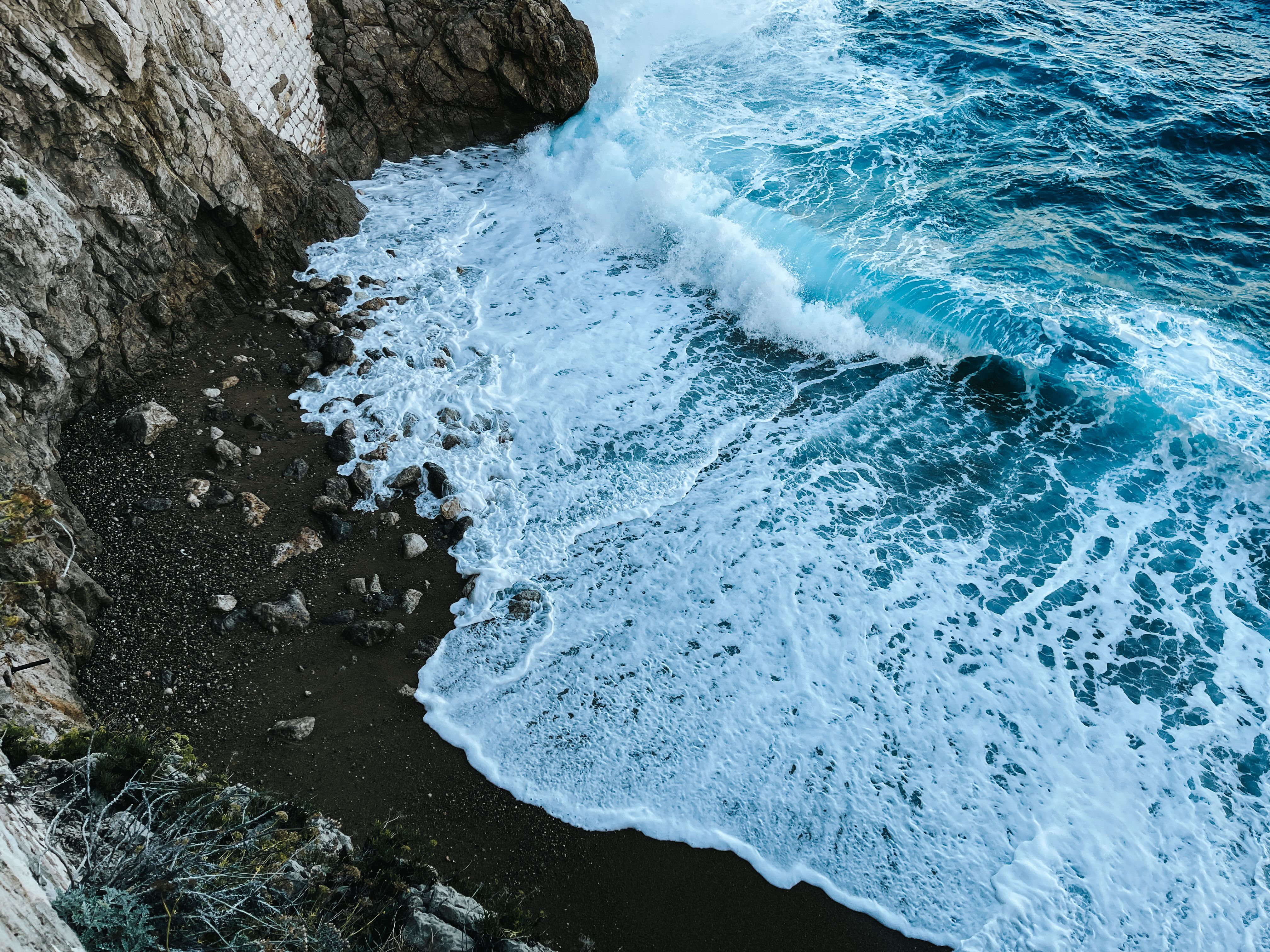 Le Rythme des Vagues pour une Vie Organisée