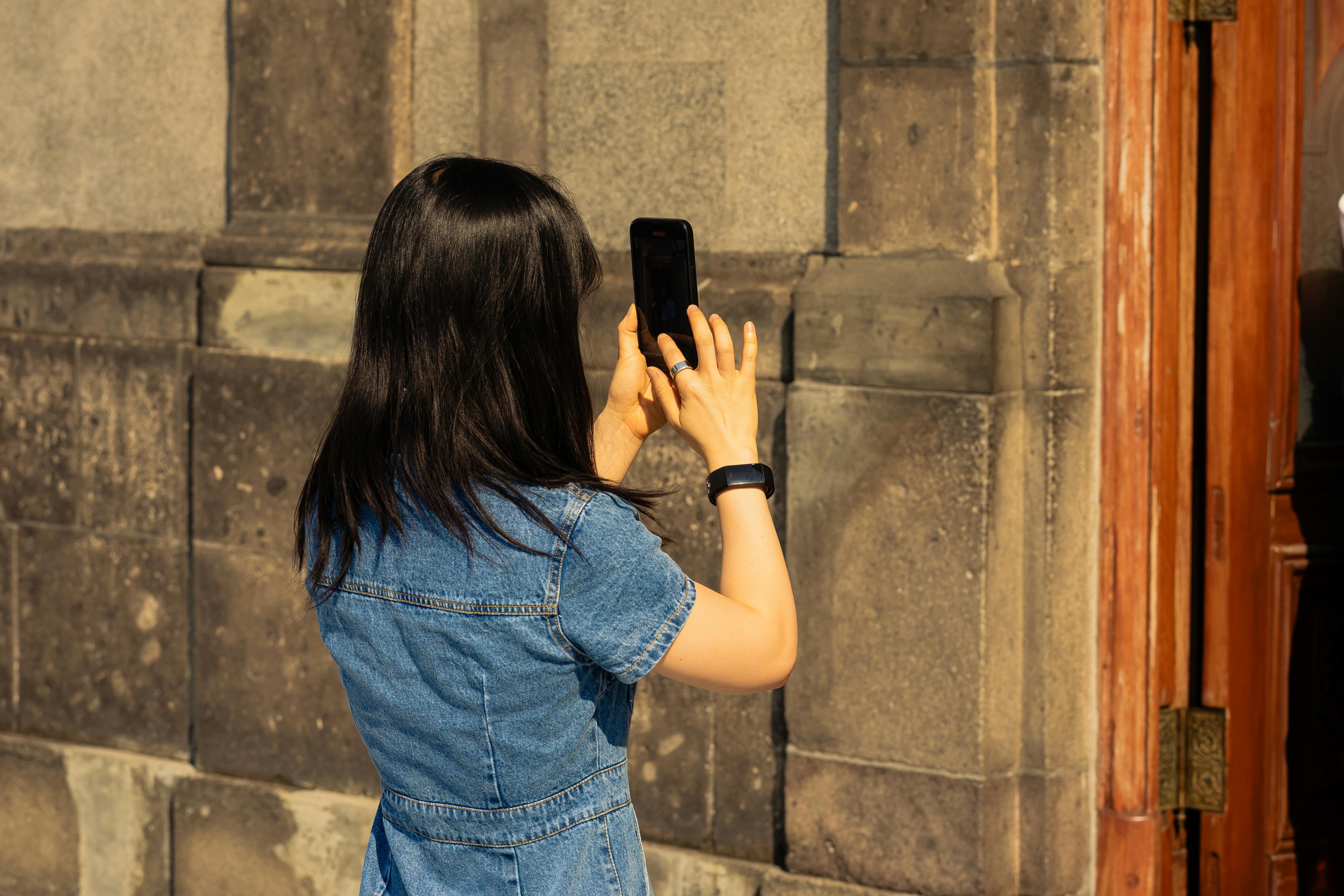 A smartphone camera shoot in daylight, capturing vibrant colors