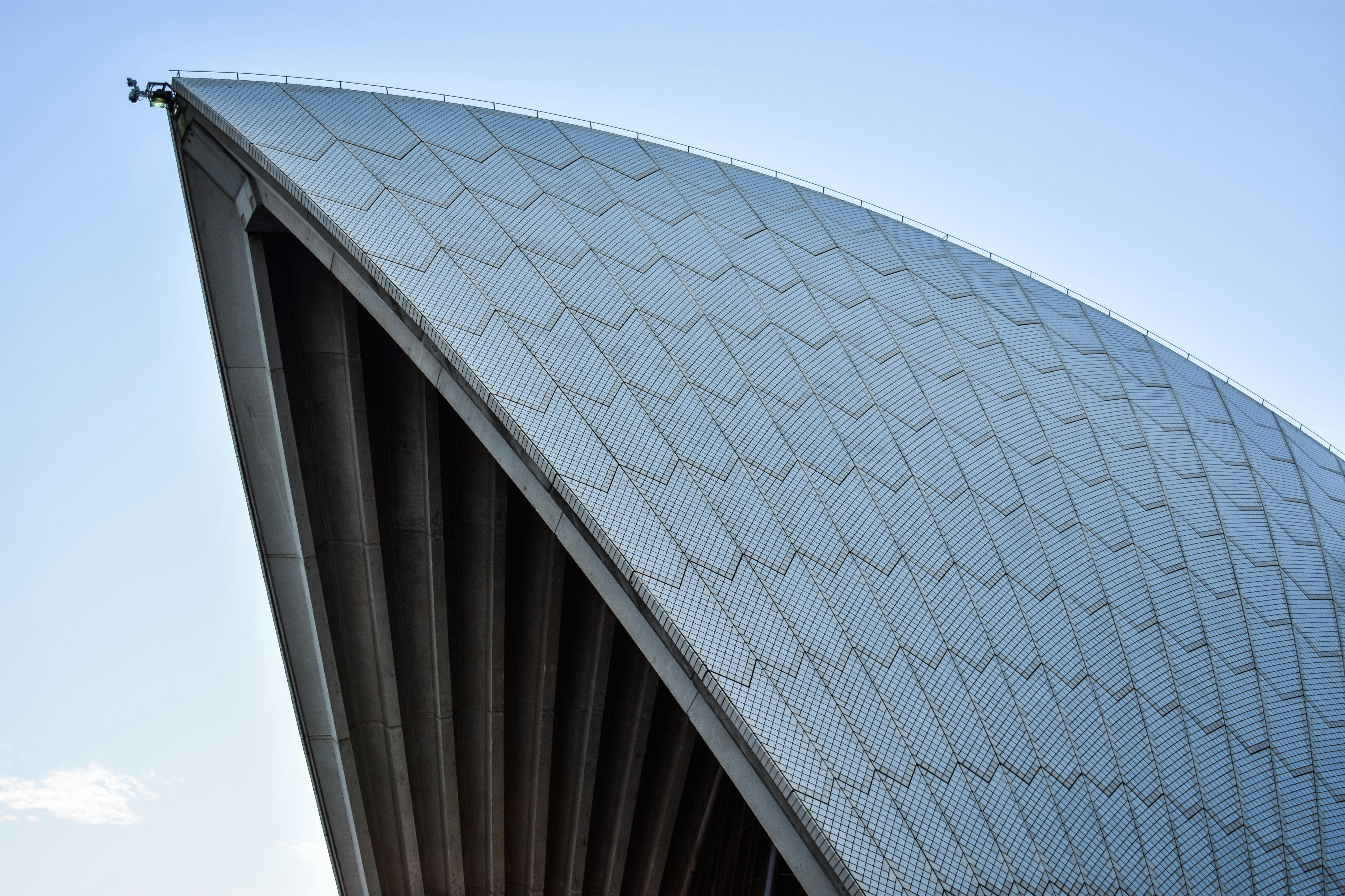 Australia is turning the spotlight on financial abuse in relationships. What can NZ learn? — Photo by Costa Karabelas on Pexe