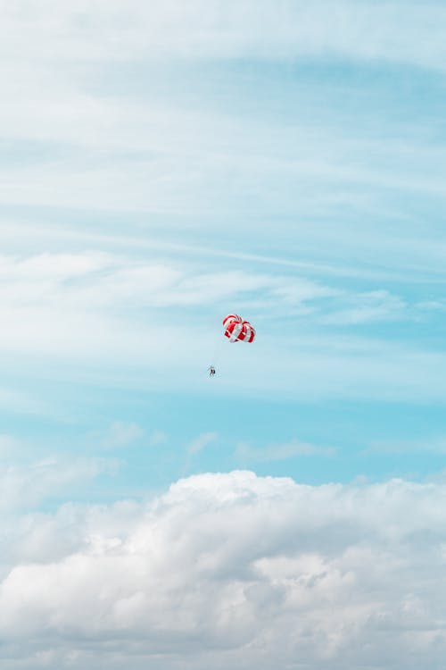 Gratis stockfoto met avontuur, blauwe lucht, blauwig