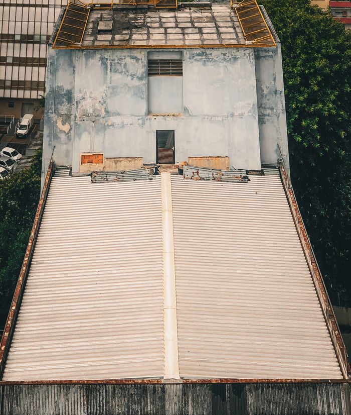 Residential roofing project