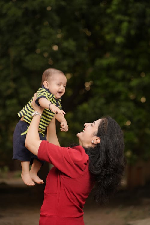 Photos gratuites de mère et bébé, séance photo nouveau-né