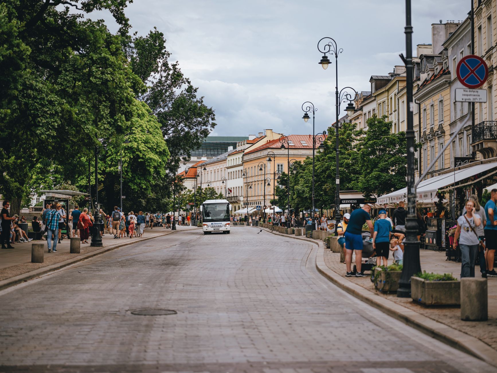 Transportul public în Brăila la mijlocul verii: Provocări și soluții