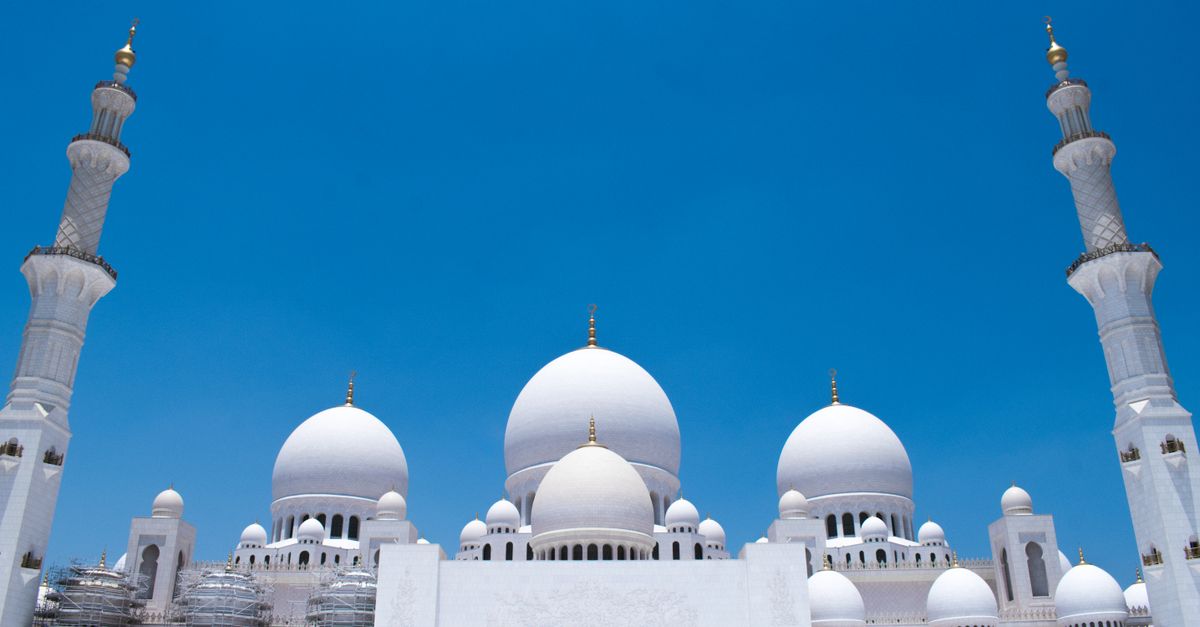 Abu Dhabi Issues Mandatory Hajj 2025 Health Protocols for Pilgrims