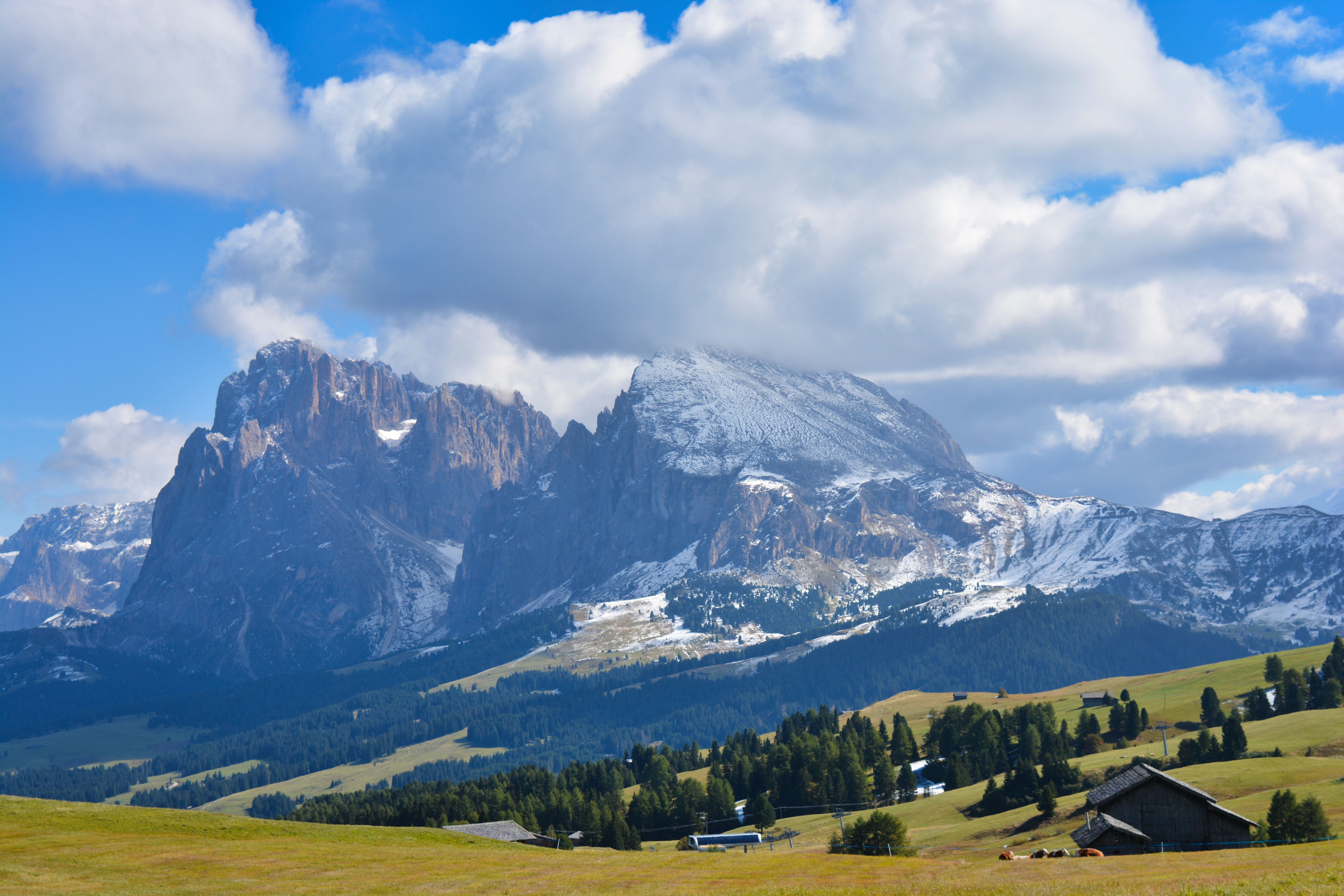 Village in Alpine Valley · Free Stock Photo
