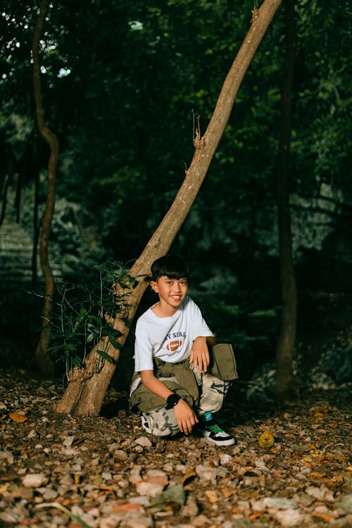Ingyenes stockfotó ázsiai fiú, életmódok, erdő témában