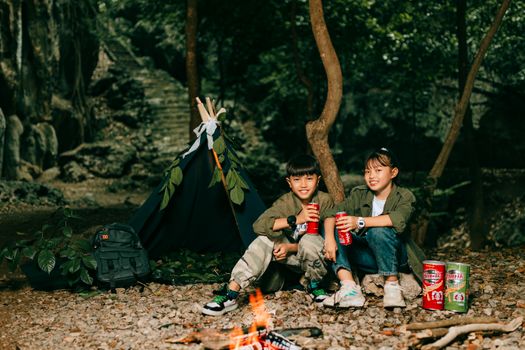 Free stock photo of 0 sanity the forest, 07 rifle sons of the forest, 10 facts about the forest