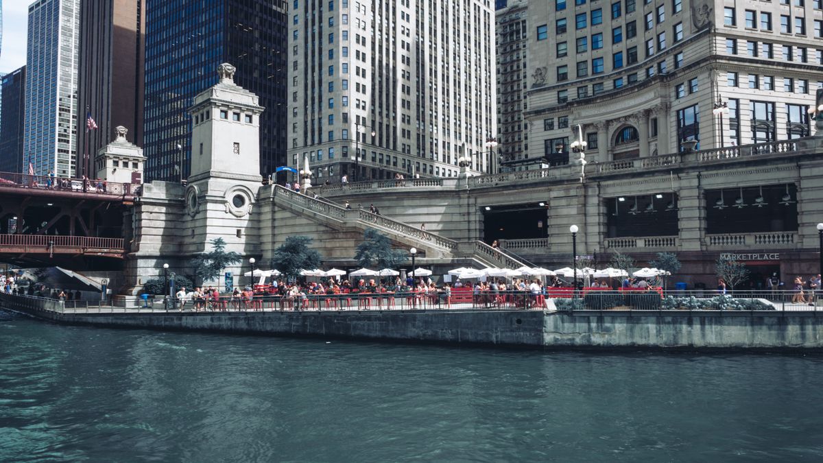 Chicago, IL Product Giveaways Near Me: Where to Find Legit Deals