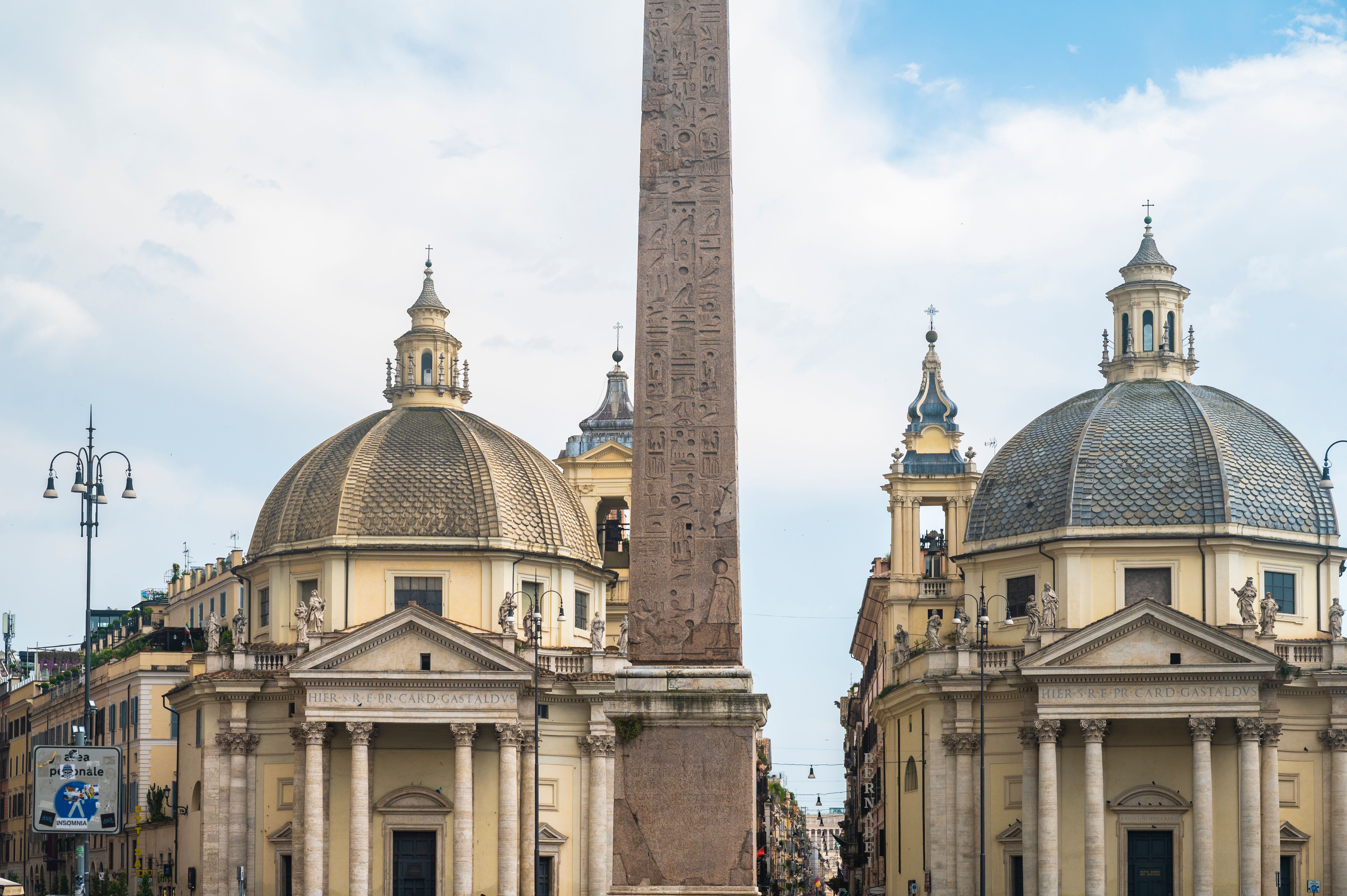 Traditional Church in Rome · Free Stock Photo