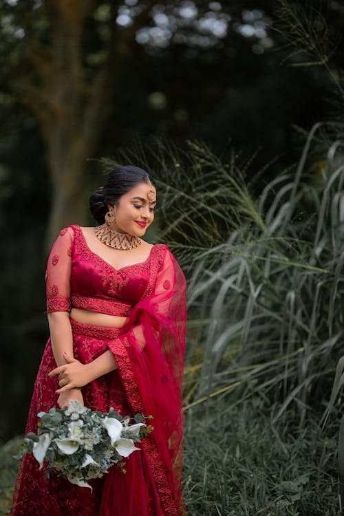 優雅, 印度女人, 垂直拍攝 的 免費圖庫相片