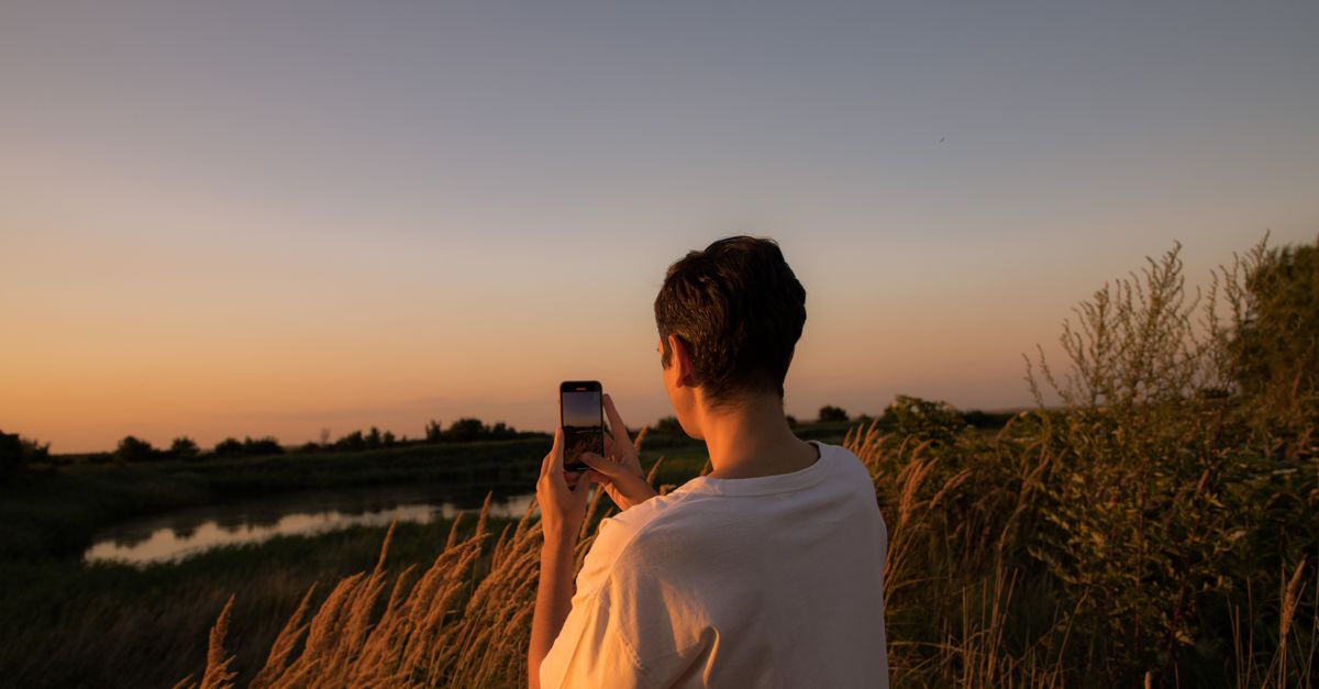 Exploring the Best Mobile Games for Relaxation