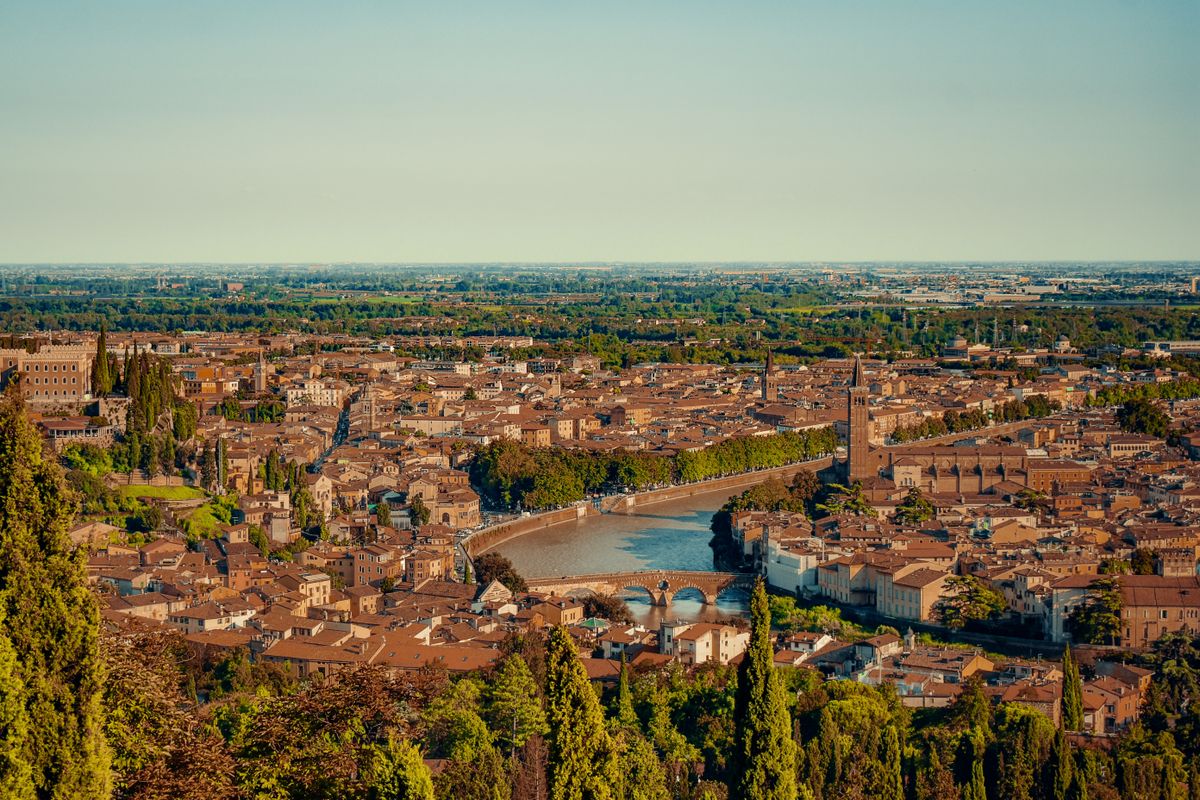 Verona — Roman heritage, stone bridges and lively squares along the Adige