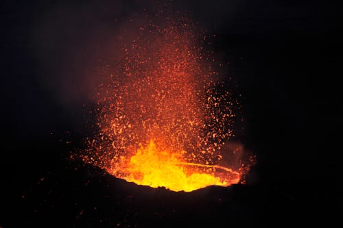 Foto stok gratis erupsi, gelap, gunung berapi
