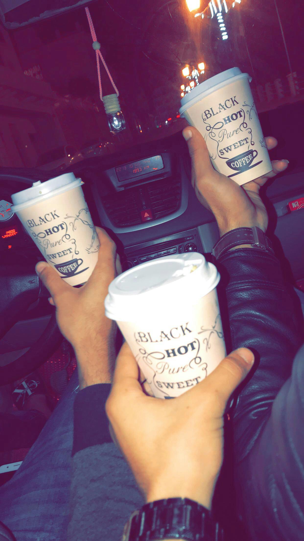 Bolo de aniversário com velas