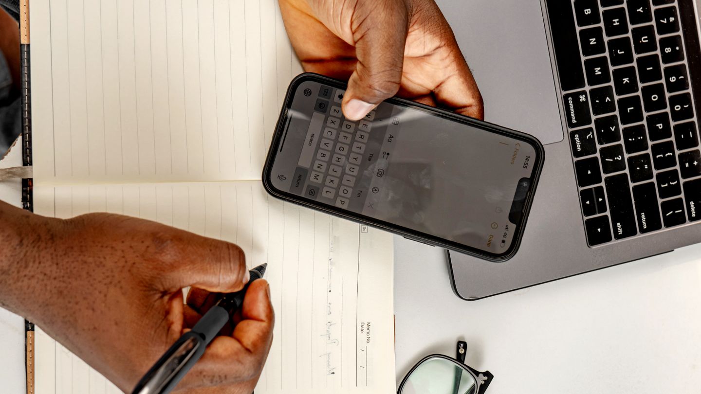 Habit tracker en français : comparatif des 7 meilleures applications (et l'alternative sociale)