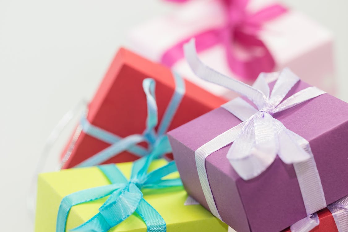 Free Selective Focus Photography of Gift Boxes Stock Photo