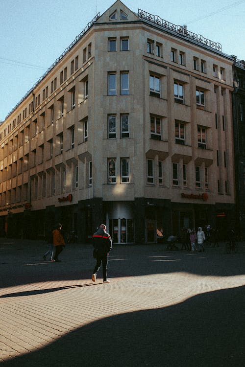 Δωρεάν στοκ φωτογραφιών με riga, Άνθρωποι, αστικός