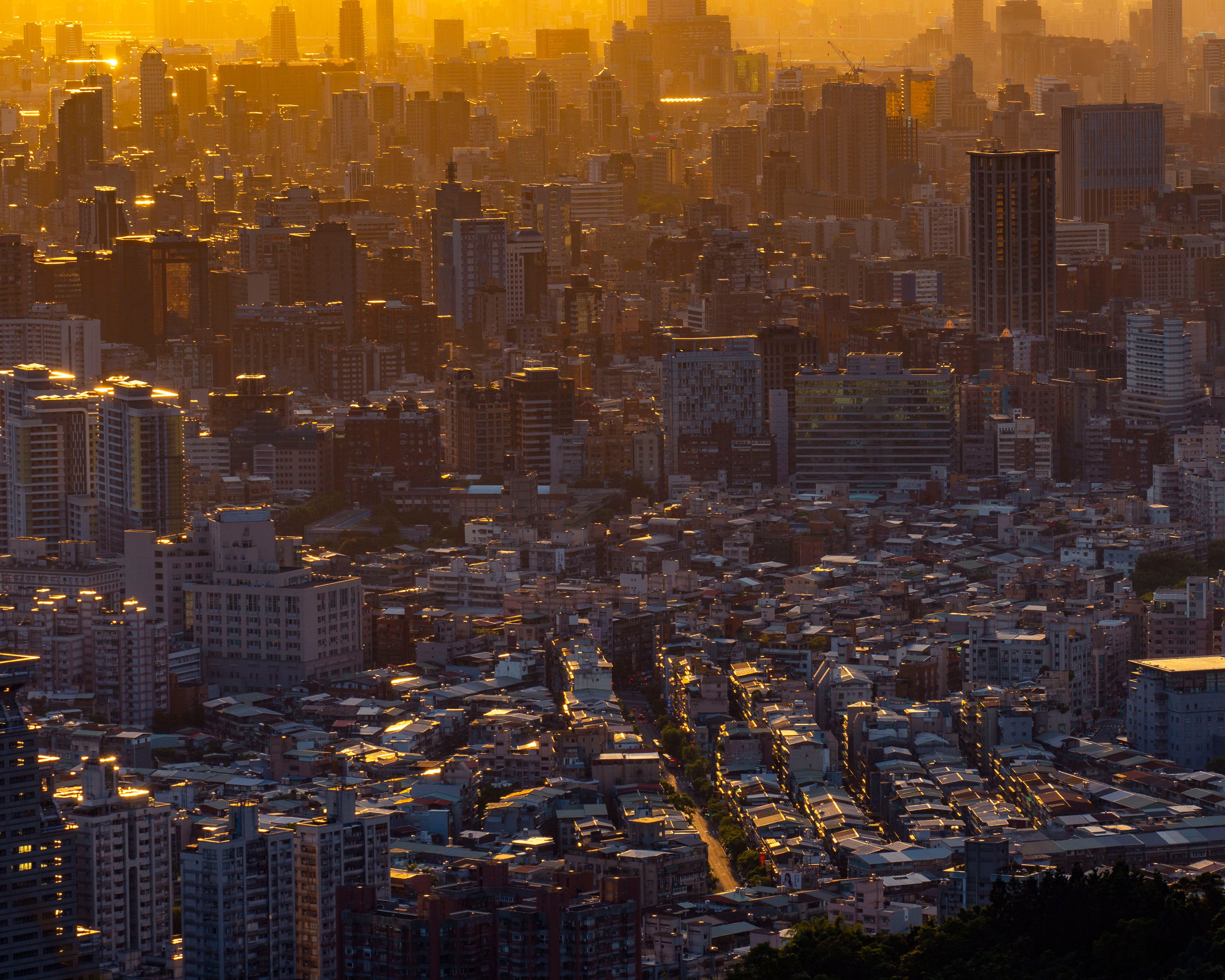 Why tier-II cities are showing increased interest in family insurance? — Photo by Jimmy Liao on Pexels