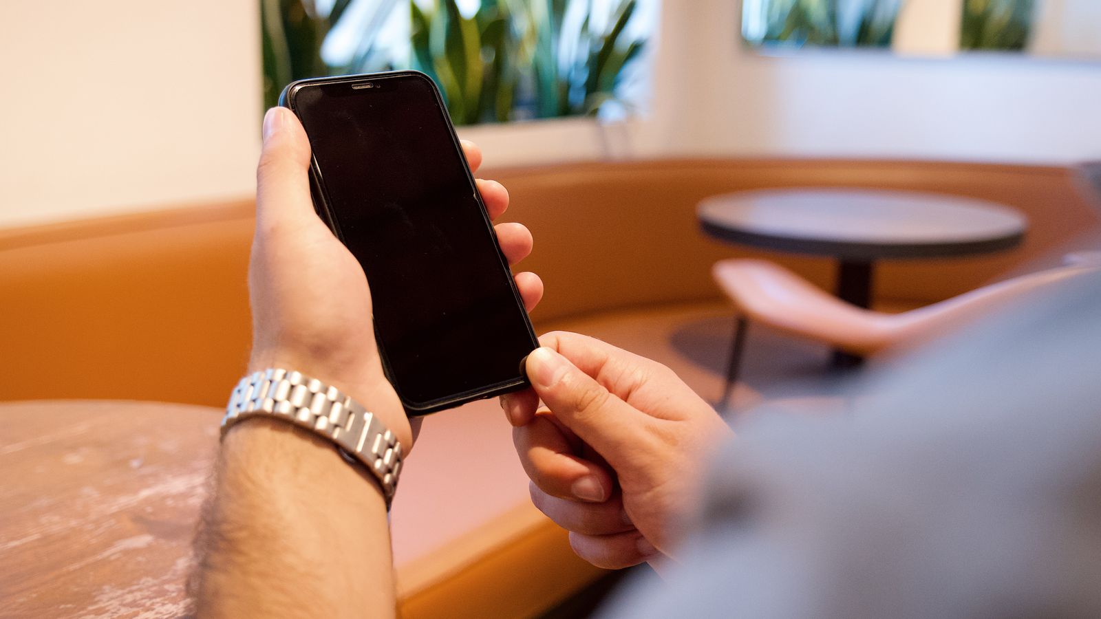 Applebee's Left Its Customer Database Password in Its Android App