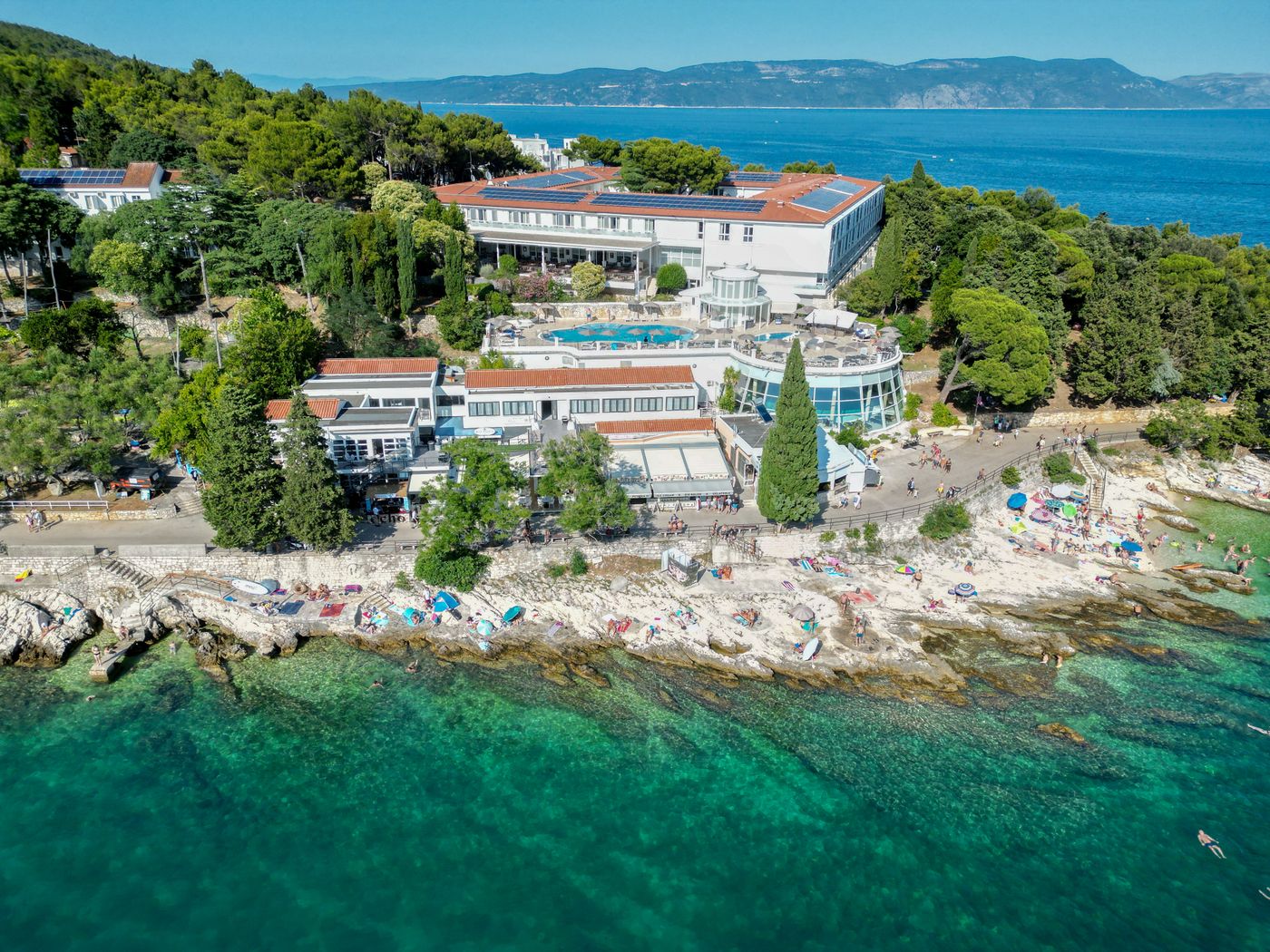 Photograph of Rabac on the eastern coast of Istria — Vladimir Srajber / Pexels