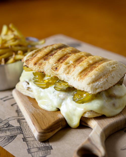 Free Close up of Toast with Cheese and Cucumber Stock Photo