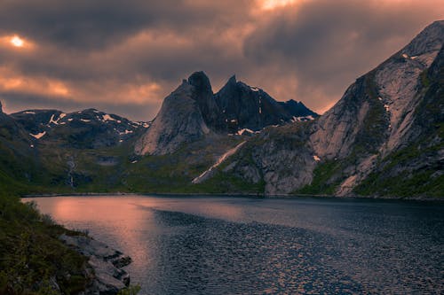 Fotos de stock gratuitas de agua, amanecer, campo de nieve