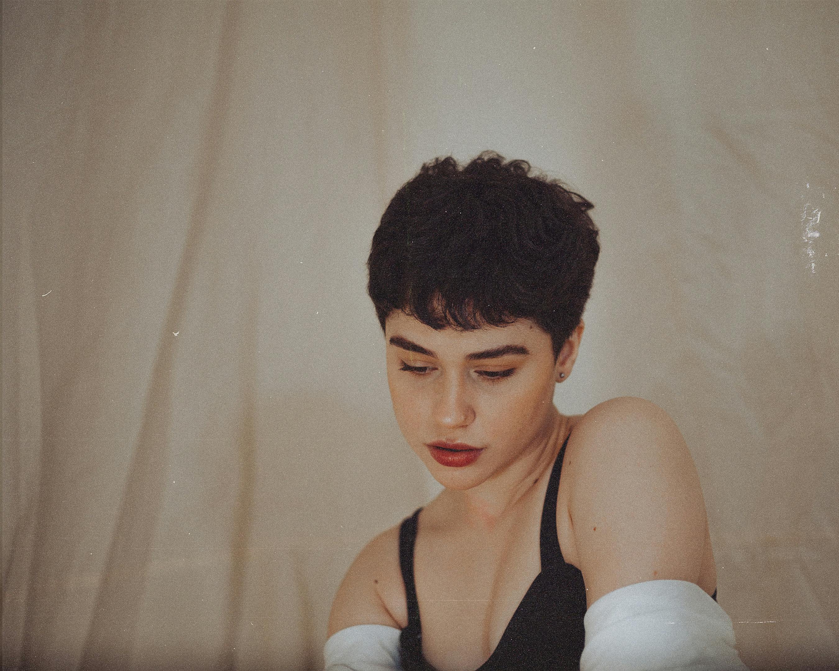 De franc Dona Amb Camiseta Negra Foto d'estoc