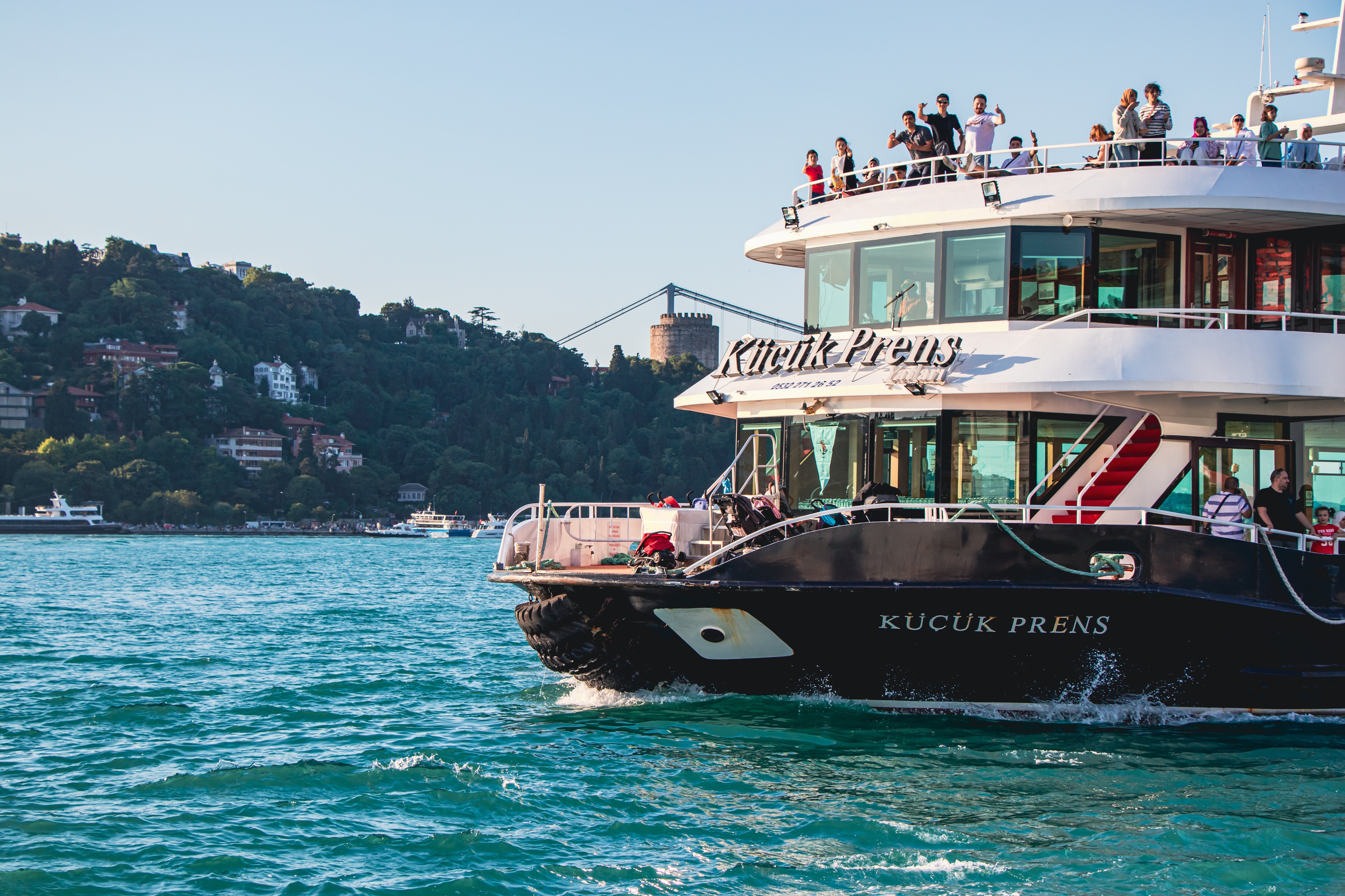 general travel agency — Photo by Burak  Başgöze on Pexels