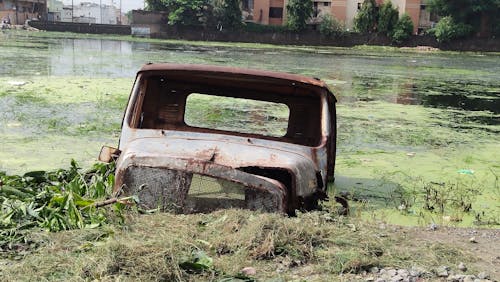 Foto profissional grátis de água de volta, automóvel, carro debaixo d'água