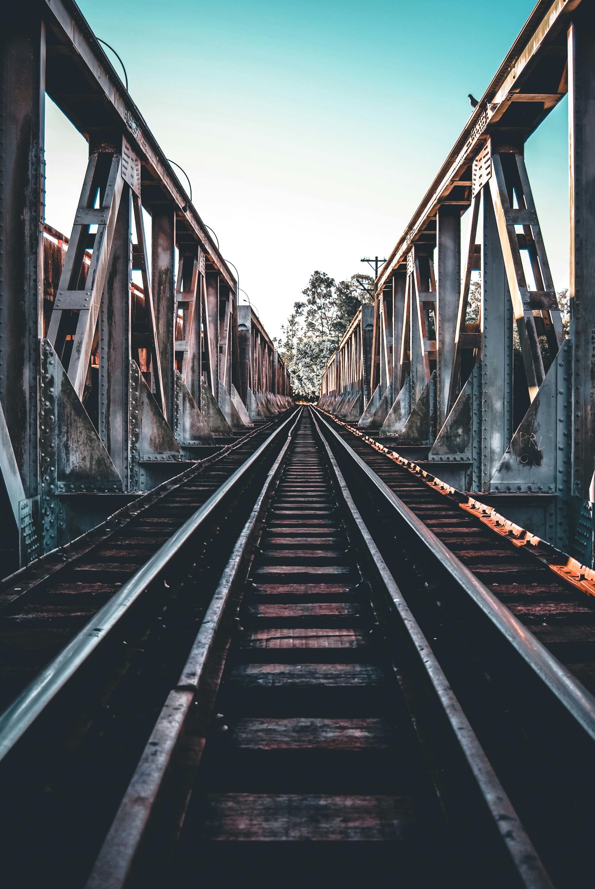 Train Tracks Photos, Download The BEST Free Train Tracks Stock Photos & HD  Images