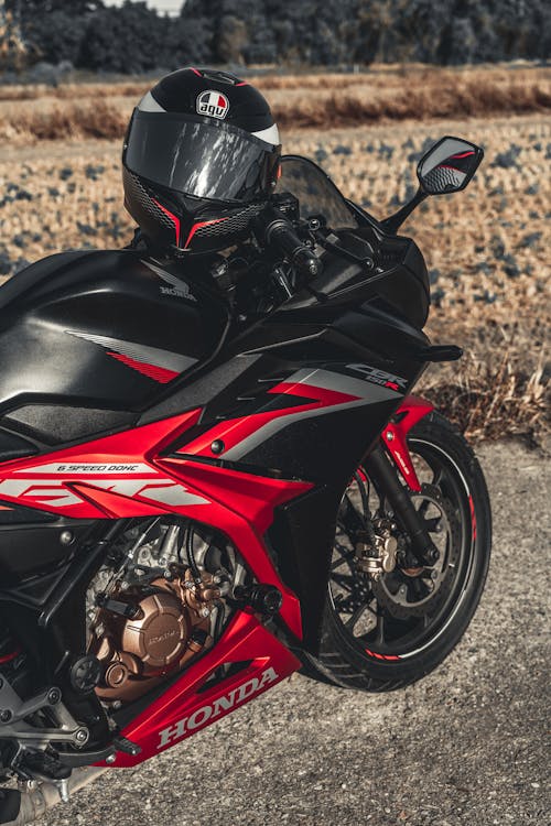 Безкоштовне стокове фото на тему «honda, honda cbr150 r, вертикальні постріл»