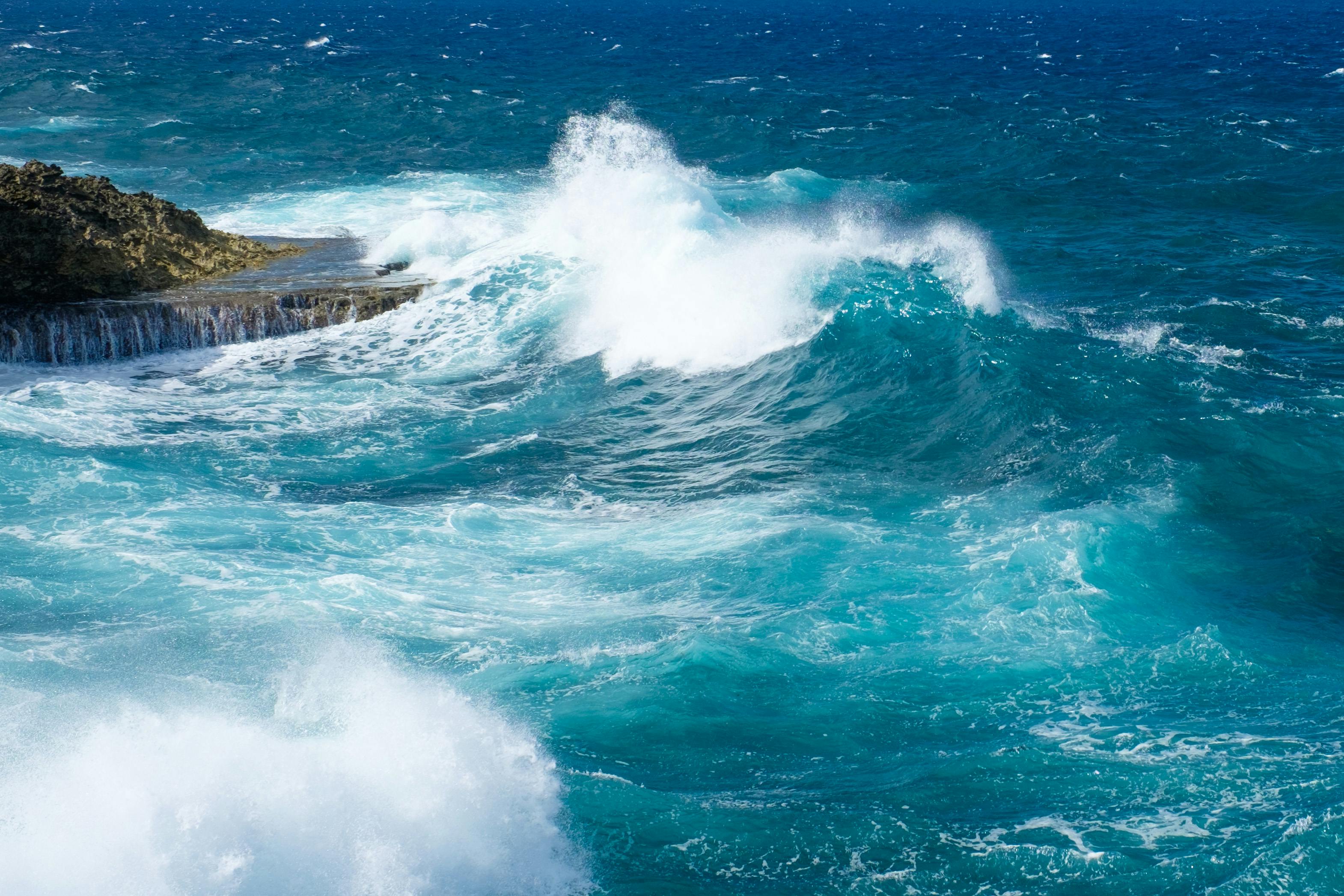 wave crushing on sea shore