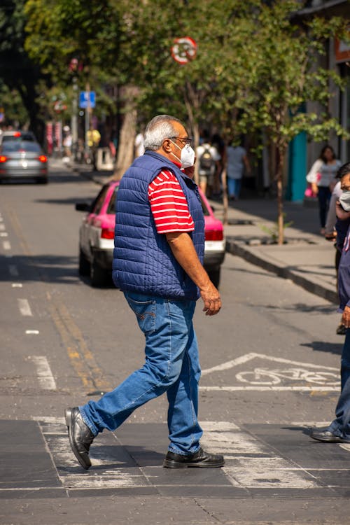 Fotos de stock gratuitas de calle, calles de la ciudad, caminando