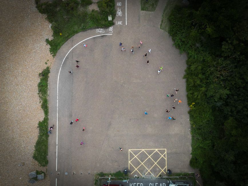 Spectacol aerian fascinant deasupra Pieței Unirii din Cluj, surprins de dronă la Zilele Clujului! Vezi imagini pline de magie!