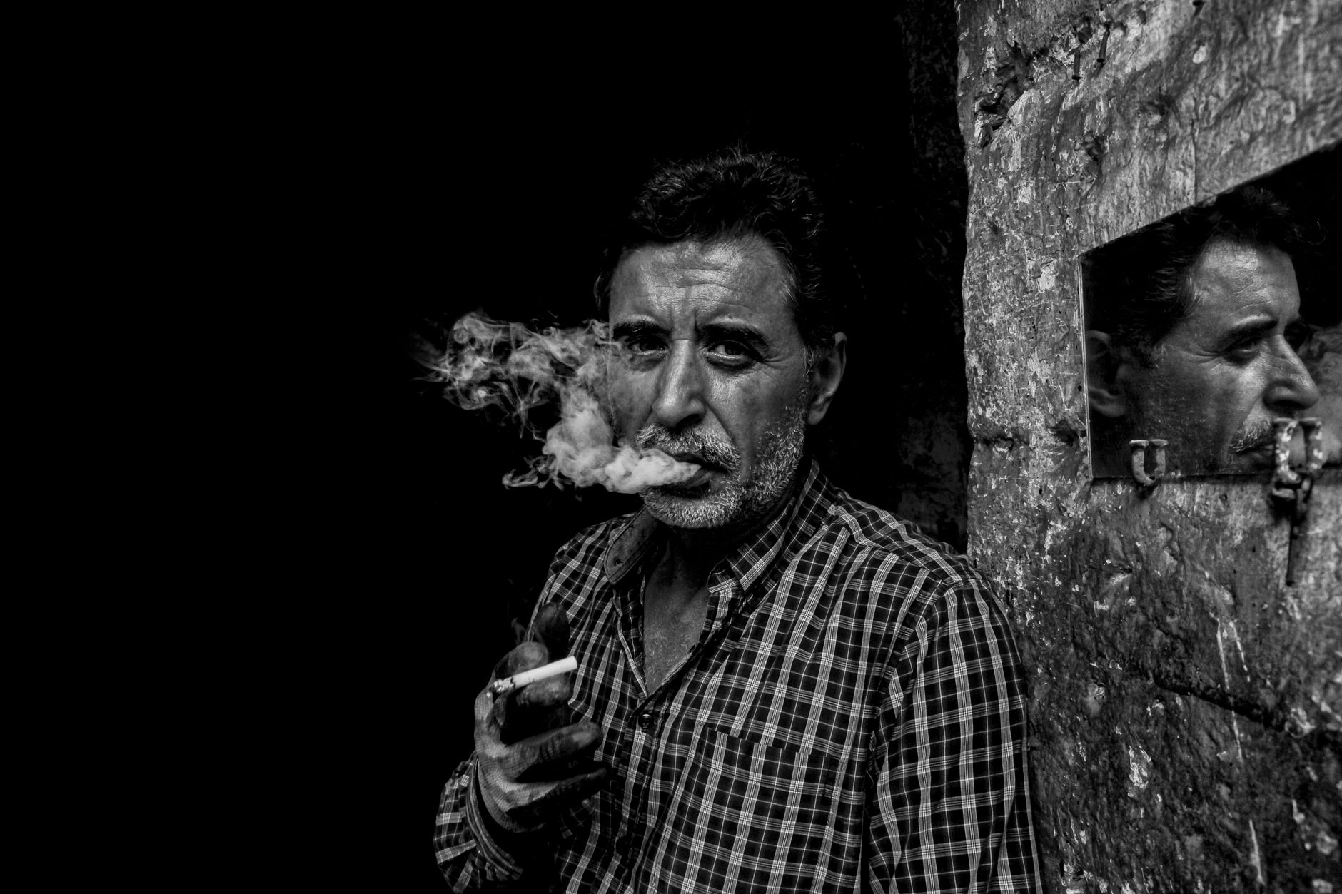 Age Verification for Online Nicotine Pouch Purchases: What to Expect in 2025