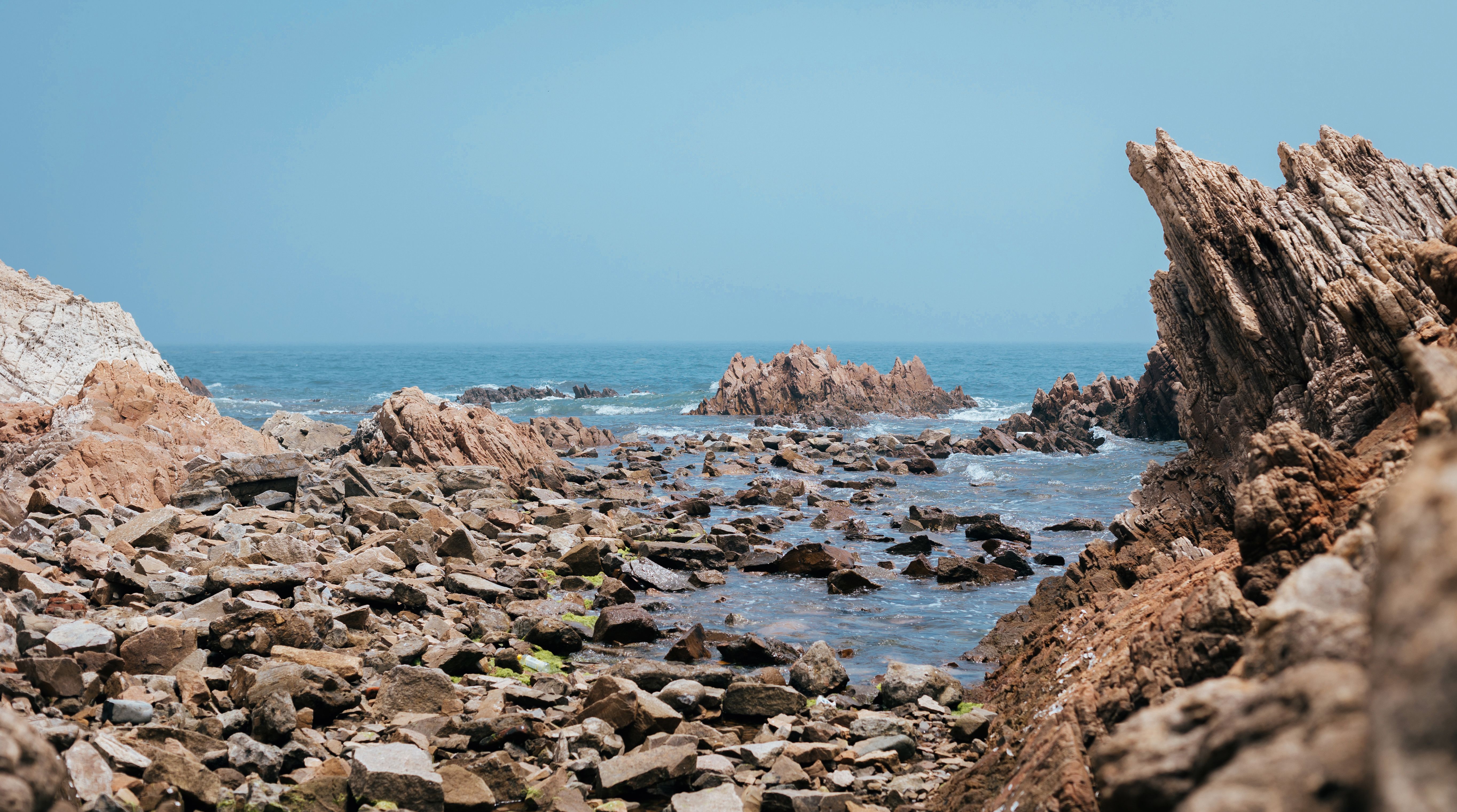 Plenty of Rocks on Seashore · Free Stock Photo
