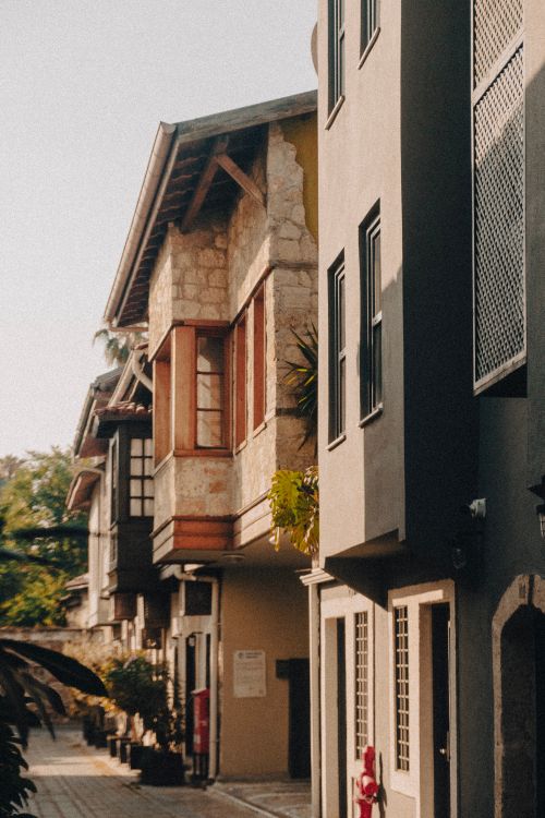 Free Charming street view showcasing Ottoman-style residential buildings in Turkey's urban setting. Stock Photo